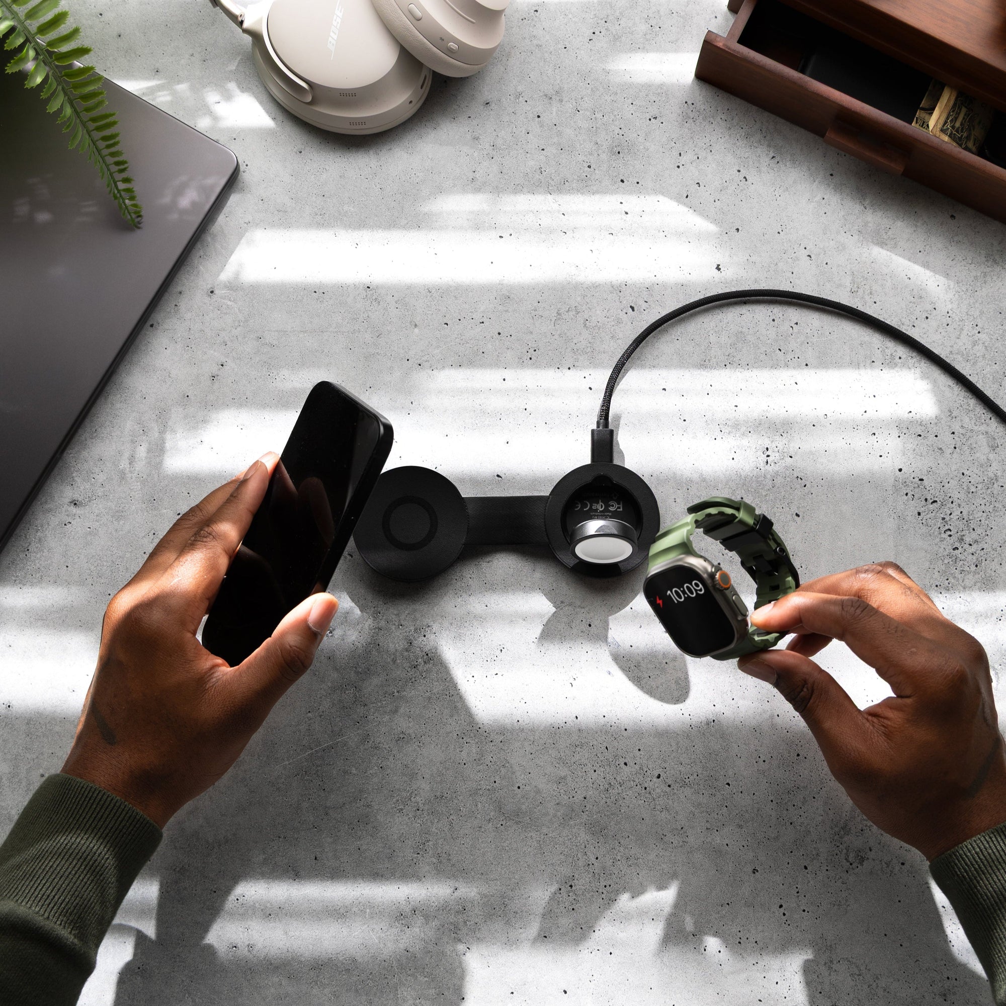 ButterFly SE 2-in-1 Qi2 Charger